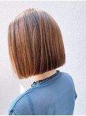 ストレートボブ_アースカラーくびれヘアツートンカラー_ba362062