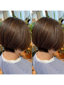 ルッカランス 王子店(Lucca Lance) 10月　ショートボブ×縮毛矯正