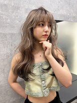 リリー(Lilley)&nbsp;【lilley 稲永麻衣】ブリーチカラー+ベージュ+天神韓国ヘア