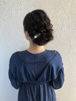 パリスパート2&nbsp;編み込み やわらか シニヨン お呼ばれ 結婚式 ヘアスタイル