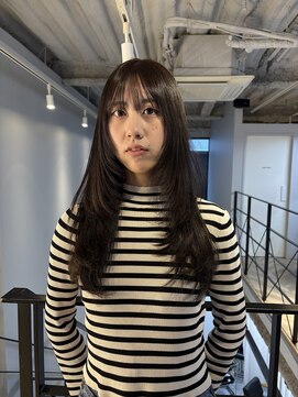 ヌープヘアーアイス(NUUP.hair ici) 小顔似合わせカットオリーブベージュ透明感艶感カラーレイヤー