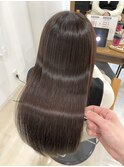 乾かすだけでサラ艶髪に【縮毛矯正】