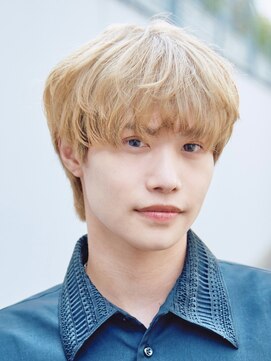 カインド 南青山(hair&make up KIND) ホワイトブロンドブリーチデザインマッシュレイヤー