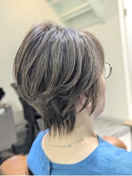 アオ(a-o) 毛先の動きは大事だよ