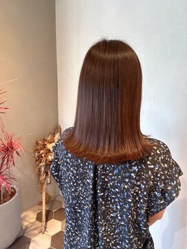 リベラル(liberal) ペールオレンジ 艶髪 切りっぱなしロブ【20代/30代/40代】