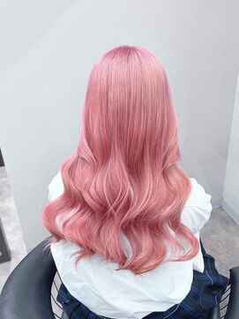 エミーバイモアムー(Emmie byMoremuu) 【あいり】ピンク/ハイトーン/ブリーチ