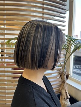 ラシェンテ エイジア 高槻(La Sente Aja) Color Lounge　コントラストアンブレラカラー