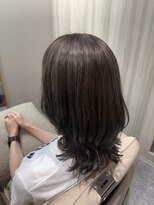 ラブリエ(La Briller)&nbsp;ミディアムレイヤー　白髪ぼかしハイライト