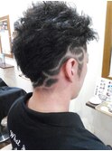 背中で語る男