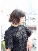 オン眉切りっぱなしボブ　