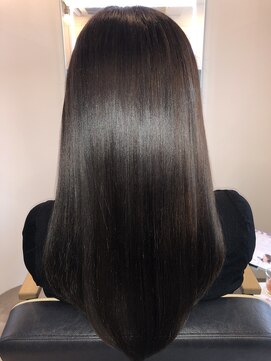 アールサロン アオヤマ(Rr SALON AOYAMA) プラチナミネコラストレート