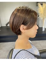 ユーリ(JUURI)&nbsp;耳掛けショートボブ