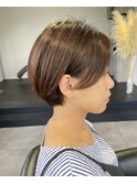 耳掛けショートボブ