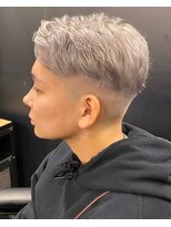 ビンゴ(BINGO)&nbsp;1248グレーベージュハイトーンカラー束間韓国ヘア短髪ショート