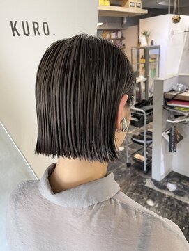 クロ(KURO.) #切りっぱなしボブ#ヘイリーボブ#ミニボブ#アンブレラカラー