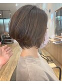 ショートボブ