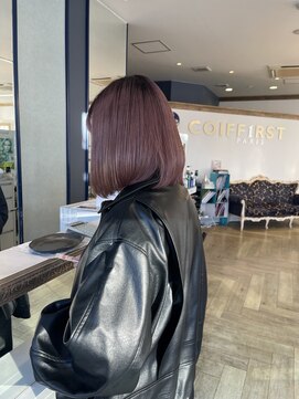 コワファースト 大分(COIFF1RST) ブリーチあり！ピンクバイオレットカラーのシンプルボブ