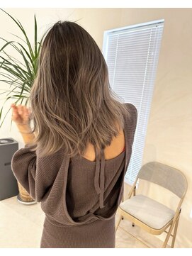 オンリー(ONLY.) バレイヤージュ