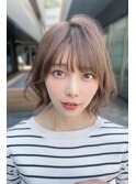 くびれボブ　ミルクティーベージュ　ひし形ボブ