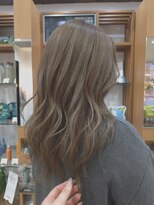 プランタンアヴェダ(printemps AVEDA)&nbsp;透明感アッシュ×繊細ハイライト