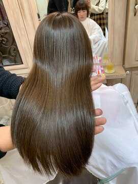 アンベリール(Embellir) 【奇跡の美髪ストレート】