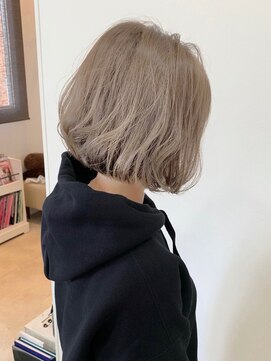 ゴエム(goem) ボブ×ハイトーンミルクティーベージュ