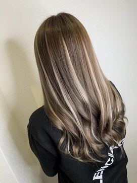ヘアスタジオ マテリアル(hair studio Material) プルエクステでハイライト