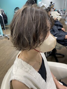 リーホリエ(Lee Horie) この夏イチオシ!細かめのデザインハイライトカラー◎