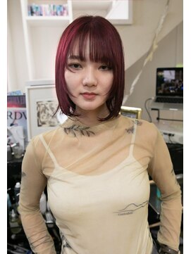 グリフィカ(grifica) レッドブラウンのスマートボブ