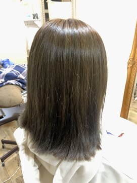 ハグエヴェック(HUG AVEC) ハイライト×オリーブ