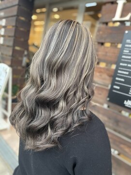 エン シエナ(en Siena) 【en Siena】ハイライト×グレージュ【misa.m】