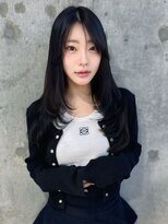 シー バイ ロンド 新宿(Sea by Lond)&nbsp;メルティカラー×フェミニンロング[似合わせカット/韓国]