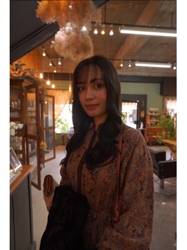 チャプター 問屋町(chapter) ブリーチなしオリーブグレージュ顔周りレイヤーカット韓国ヘア