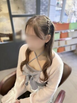 ネオリーブルカ 御茶ノ水店(Neolive Luca) 編み込みハーフツイン