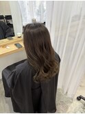 オリーブベージュ×レイヤーカット