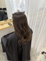 リュンヌ(Lune)&nbsp;オリーブベージュ×レイヤーカット