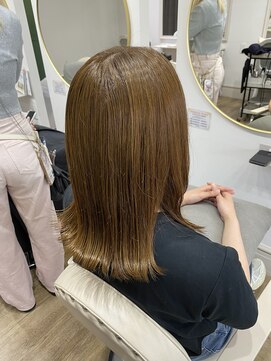 ケイリー(KAYLEE) 【イルミナカラー】オリーブベージュ