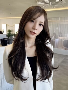 ビビバイベル(BiVi by BHEL) 桑名ロングレイヤーカットハッシュカット透明感カラー重めロング