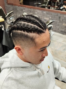 スリーセント 栄(3/cent) コーンロウ/スキンフェード/フェードカット