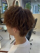 ラ ポルト ドゥ サワ(La Porte de SAWA) 緩めシャドウパーマ×刈り上げないラウンドマッシュ