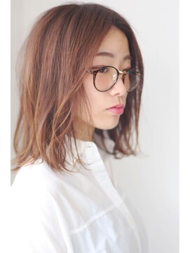 ナトゥーラ 八事店(Natura) 透明感ぷつんとカットミディアムボブブラウンナチュラル