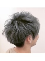 ノア ヘアメイク(Noa hair make)&nbsp;■フェザーマッシュ、ツーブロックスタイル、コンマヘア