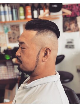 バーバーショップ エイチツー(BARBERSHOP H2) フェードカット