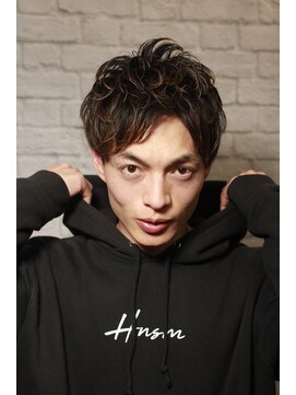 銀座マツナガ 新宿野村ビル店 朝も楽ちん、束感ショート