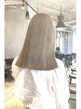 ロイジー(roijir) 表参道 roijir × ラテベージュ×20代30代大人ヘア