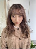 ベージュブラウン ロングヘア