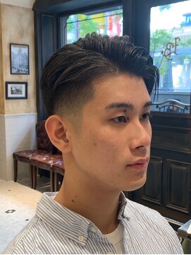 ルドローブラントオオサカ(LUDLOW BLUNT Osaka) 【LUDLOW BLUNT】サイドパート ツーブロック