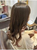 耳周りインナーカラーピンクベージュ