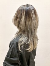 ヘアーライズ 池袋東口店(hair RISE)&nbsp;セミロングウルフ酸性ストカールシャドールーツハイライト