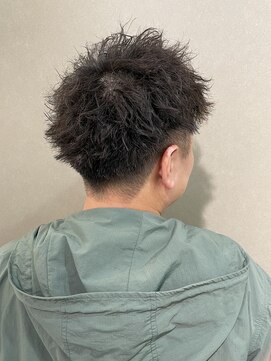 イロン(iroN) 30代男性 スパイキーショート×ツイスパ